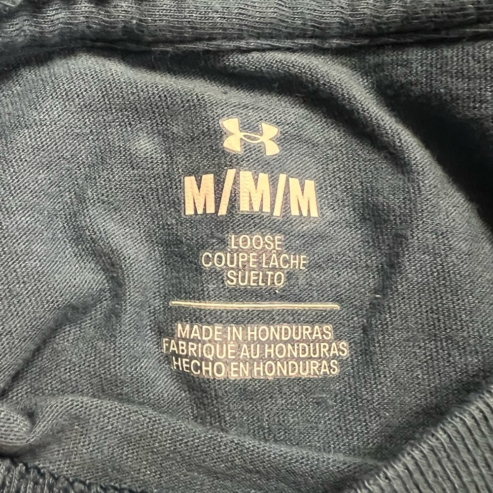 Women’s under armour loose fit blue medium t shirt - Picture 4 of 5